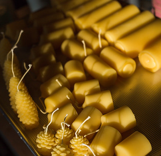 ๐จ๐ฆ BEESWAX WORKS