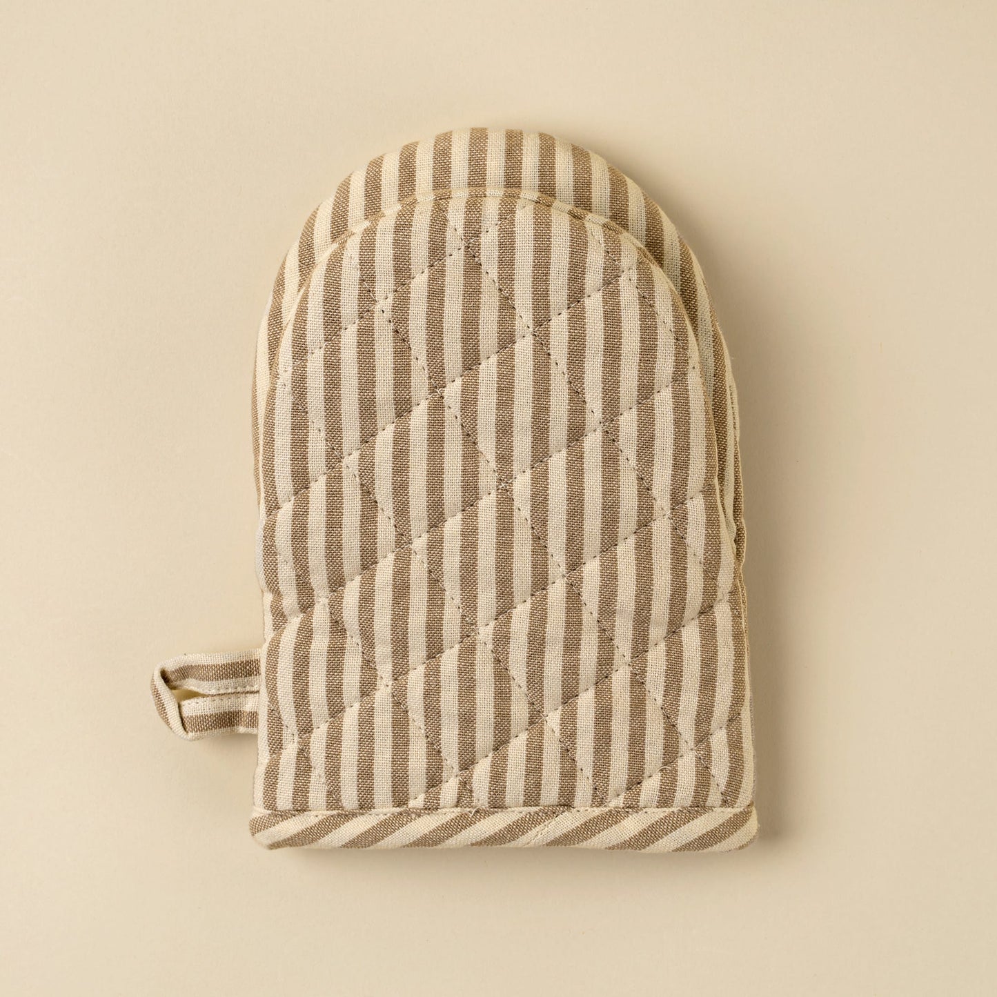 Hampton Stripe Oven Mitt | prettycleanshop