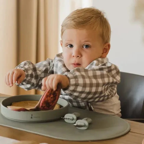 Long-Sleeved Bib with Pocket