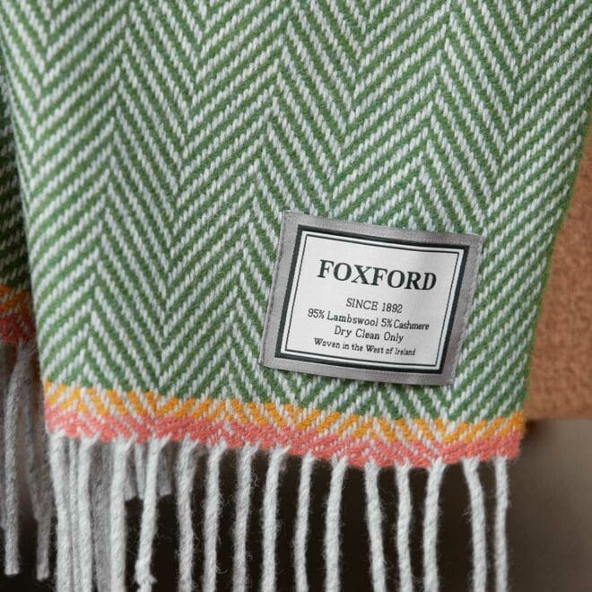 Barrow Cashmere/Wool Throw | prettycleanshop