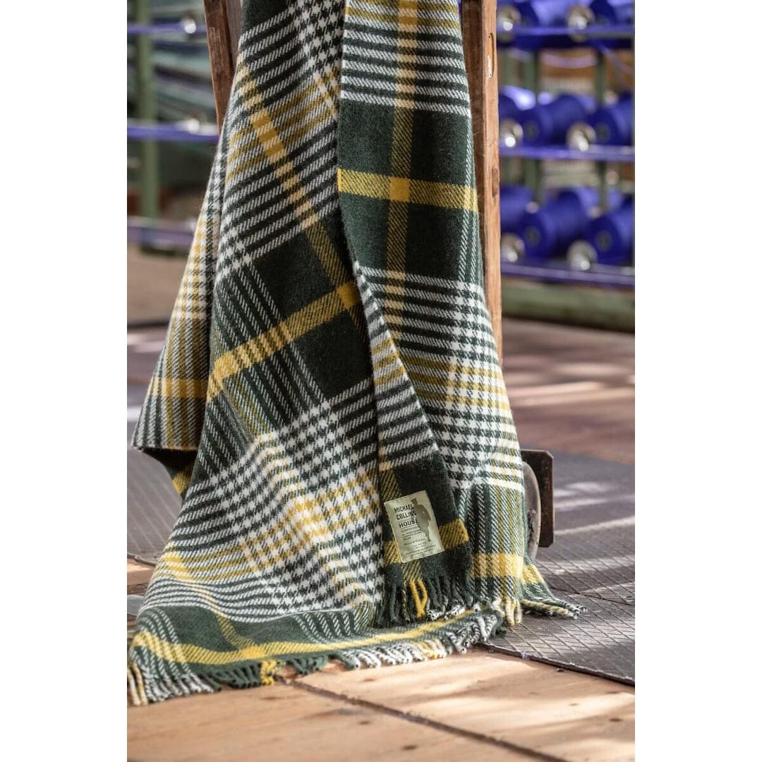 Michael Collins Wool Throw | prettycleanshop
