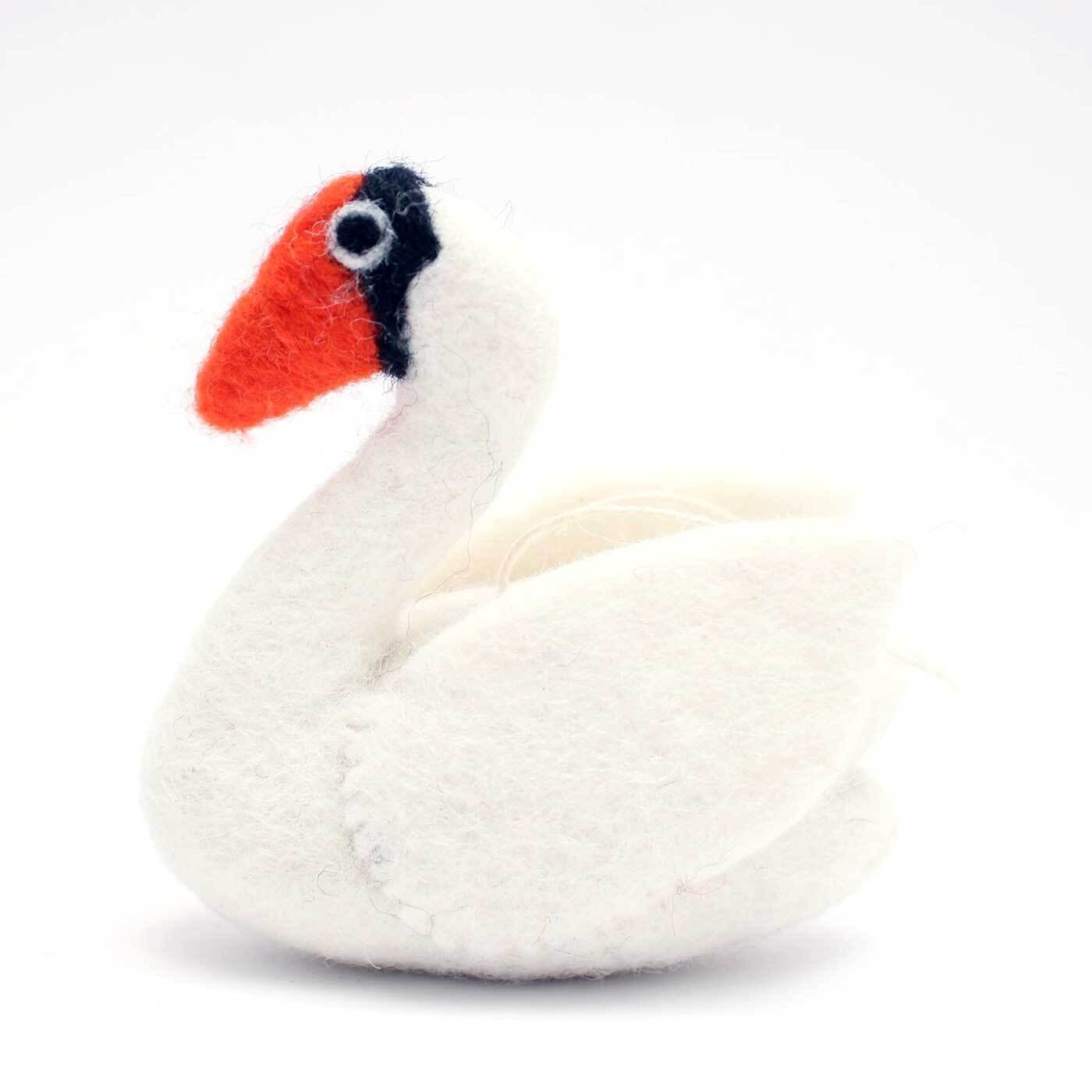 Felted Wool Swan Ornament | prettycleanshop