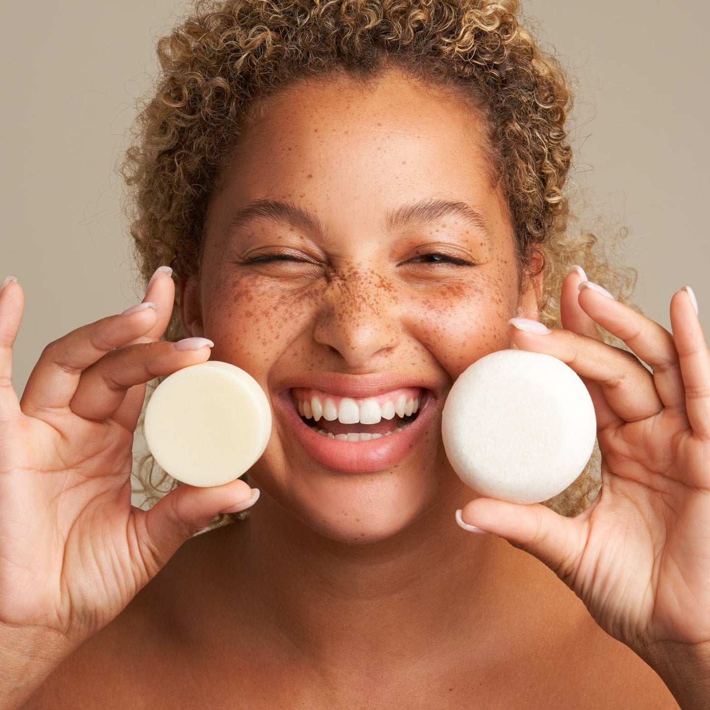 The Hydrator Moisturizing Conditioner Bar | prettycleanshop