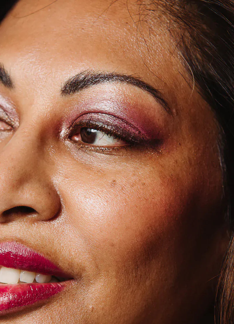 Multi-Tasking Pencil Eyeliner | prettycleanshop