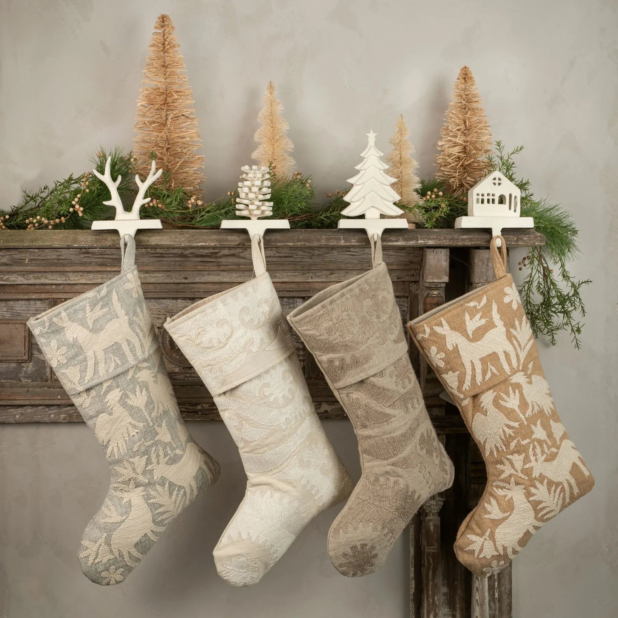 Sustainable Christmas Decorations: Plastic-Free Ornaments & Holiday Décor