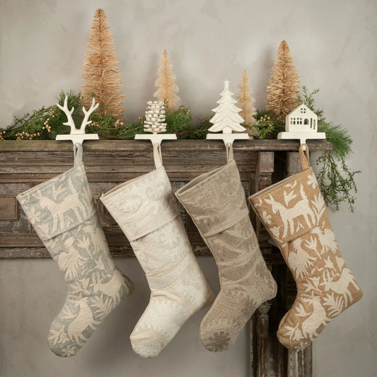 Sustainable Christmas Decorations: Plastic-Free Ornaments & Holiday Décor