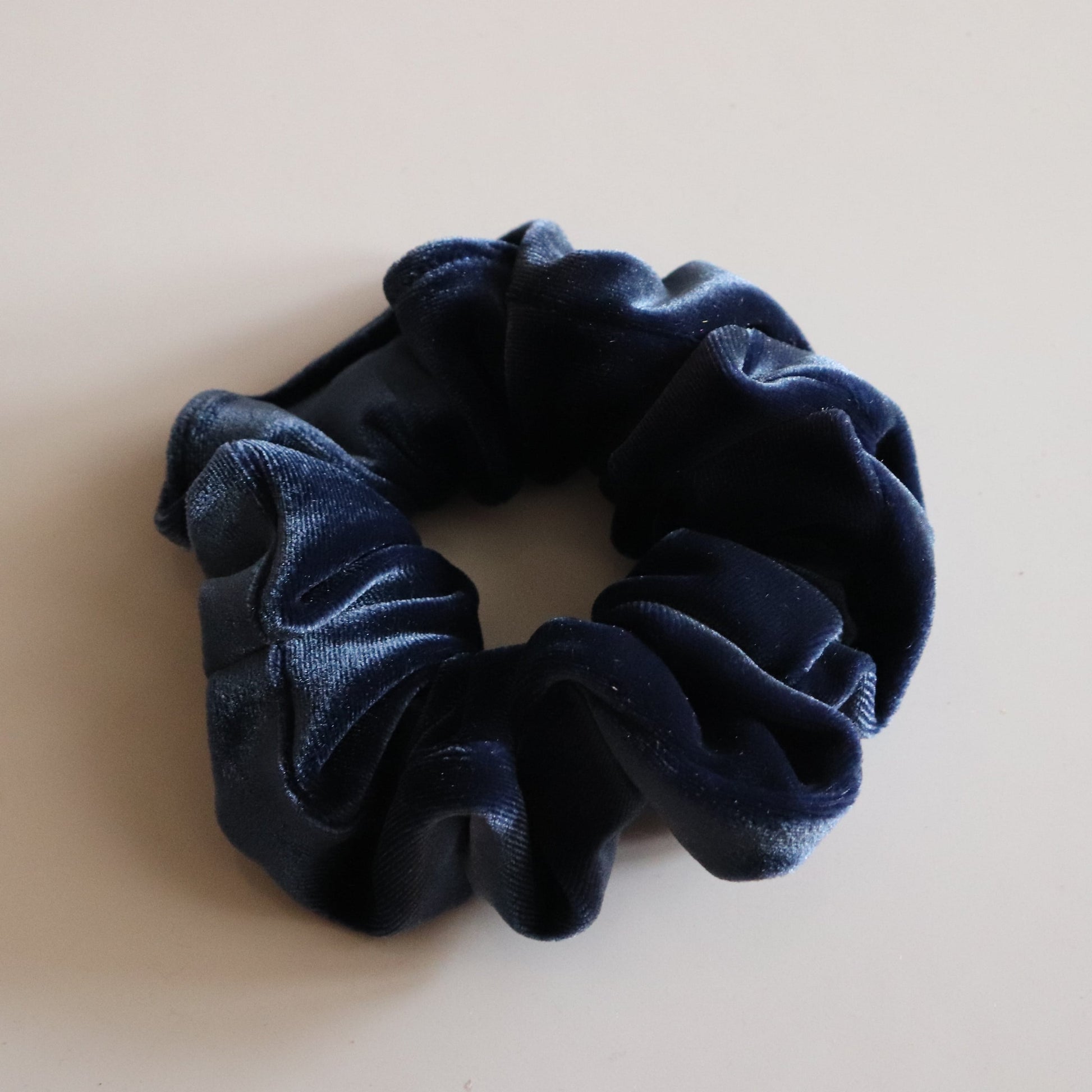 Scrunchies - Velvet | prettycleanshop