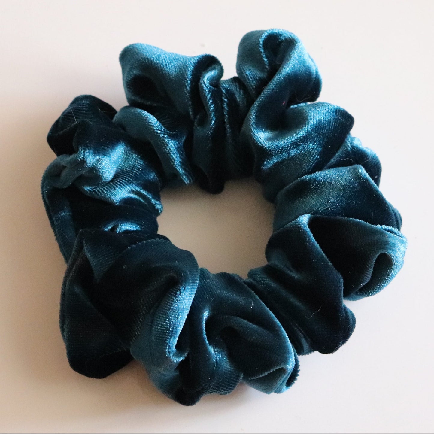 Scrunchies - Velvet | prettycleanshop