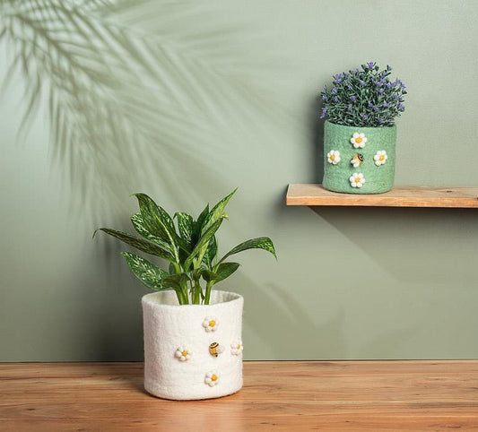 Felt Pompon Flower & Bee Planter White | prettycleanshop