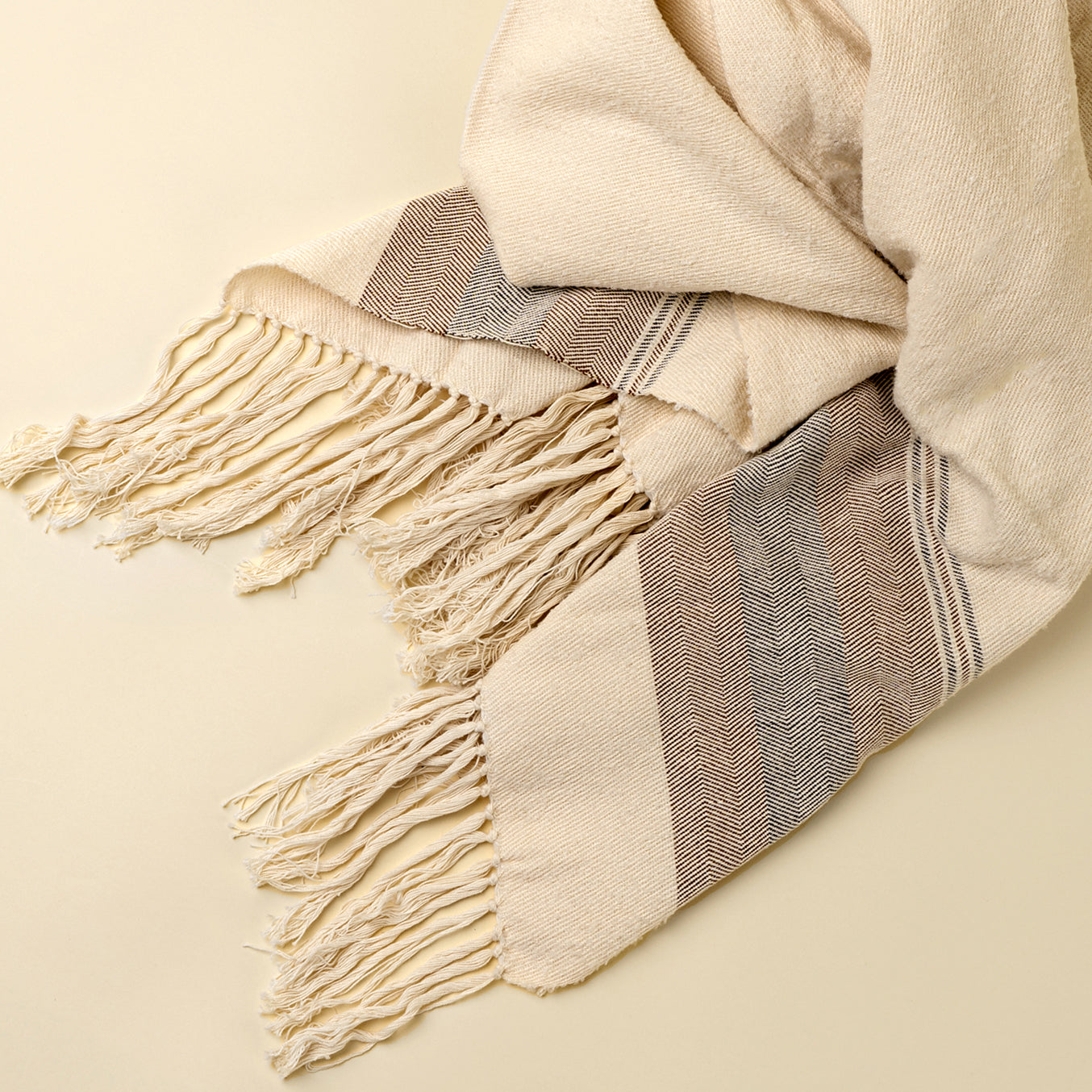 Nora Handloom Throw