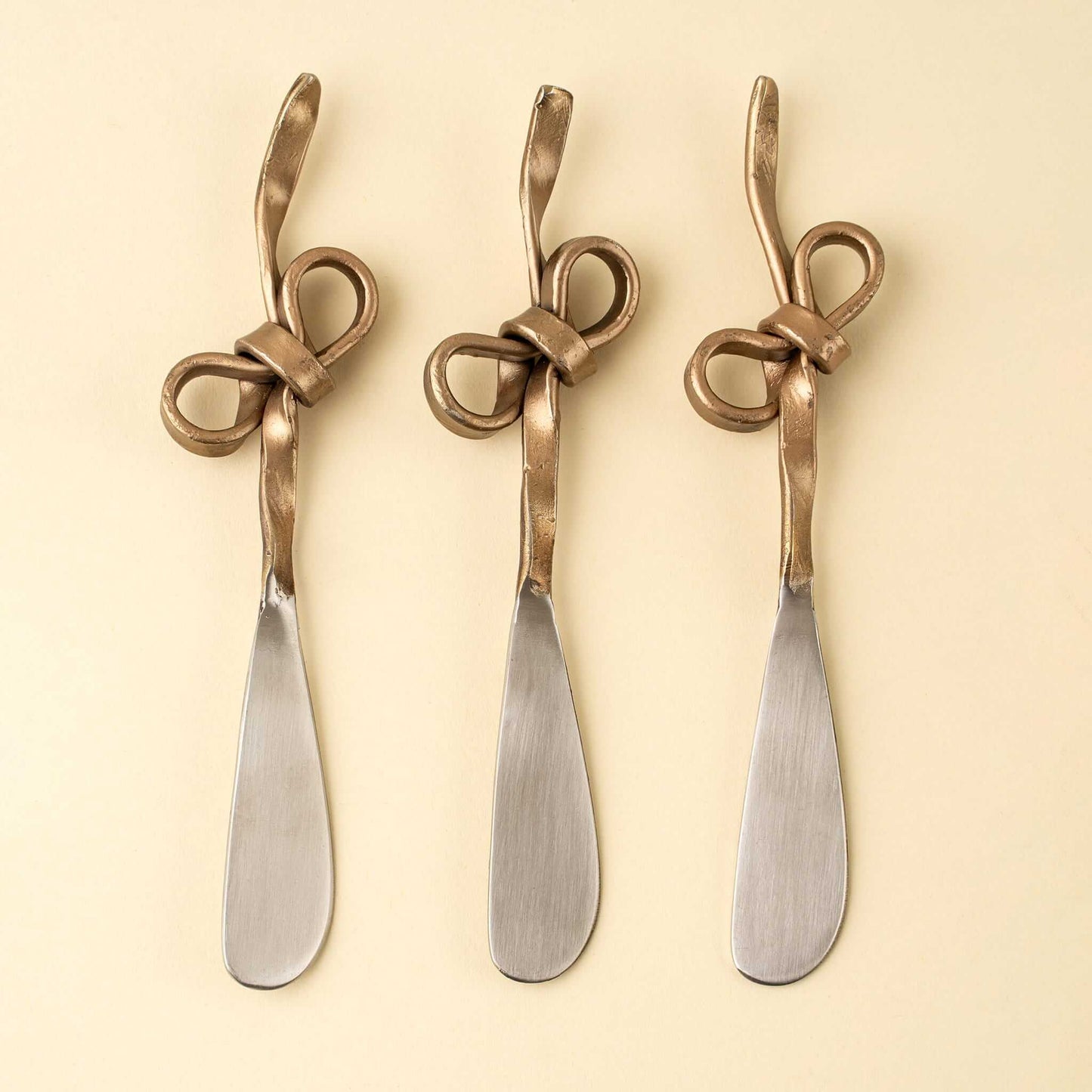Tied Bow Spreaders Set of 3-Pretty Clean Shop