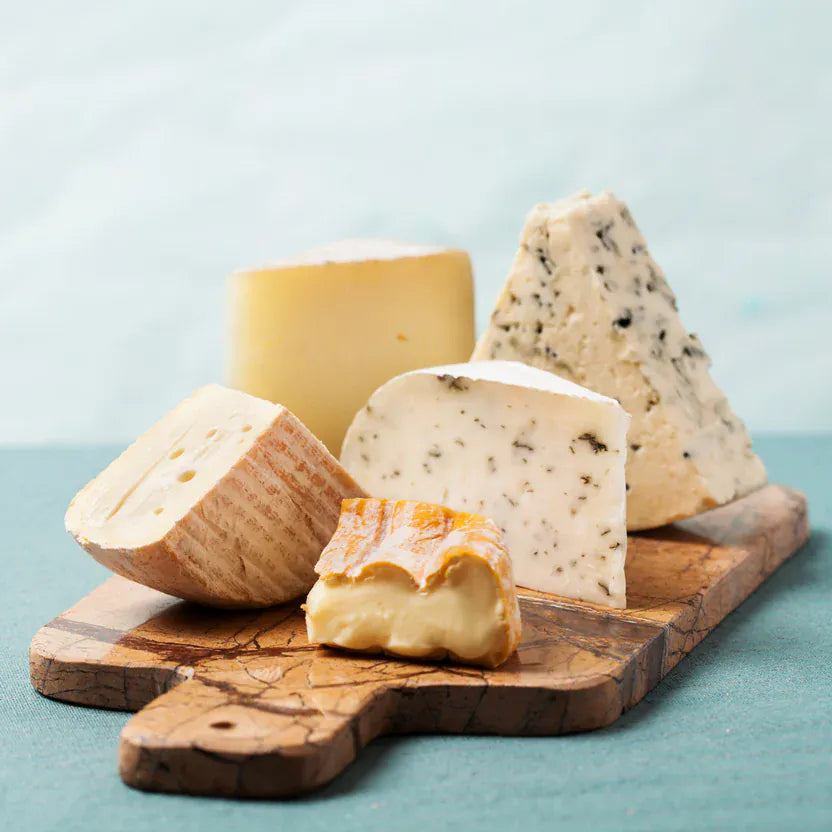 Laguiole Cheese Knife Trio Cream Handle | prettycleanshop