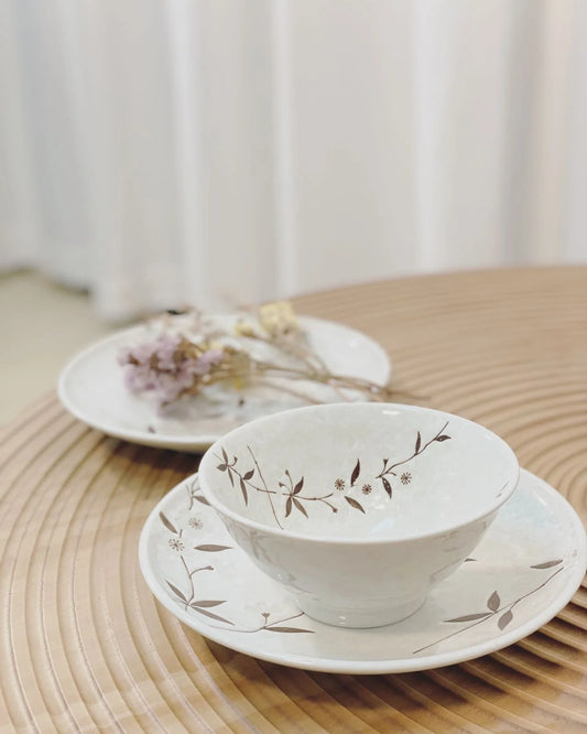 [EI] Mino Yaki Early Spring Japanese Porcelain Medium Bowl - 17cm
