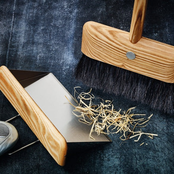 Magnetic Broom and Dustpan Set Extra Large by Redecker