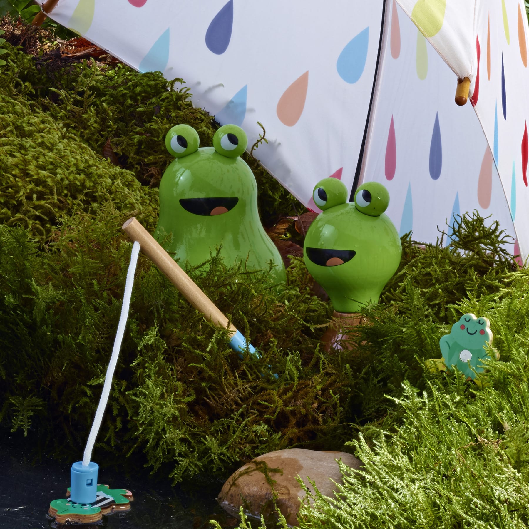 Babeth the Frog Rattle | prettycleanshop